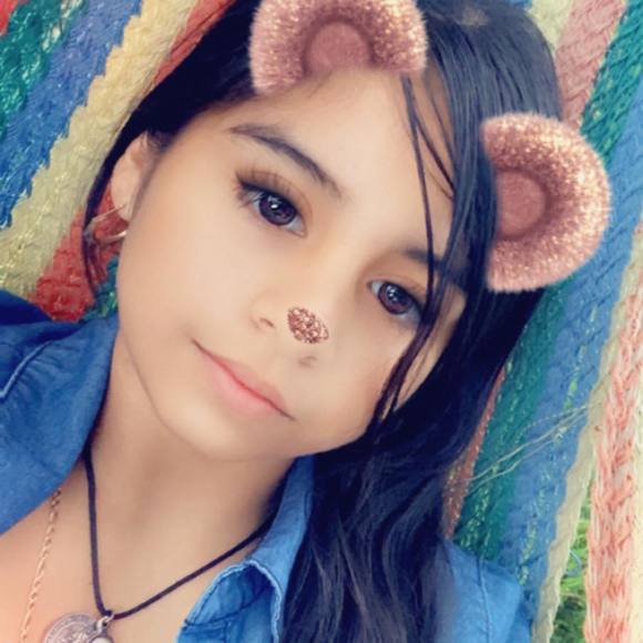 Meet your Posher, Jazmin - Picture 1 of 1